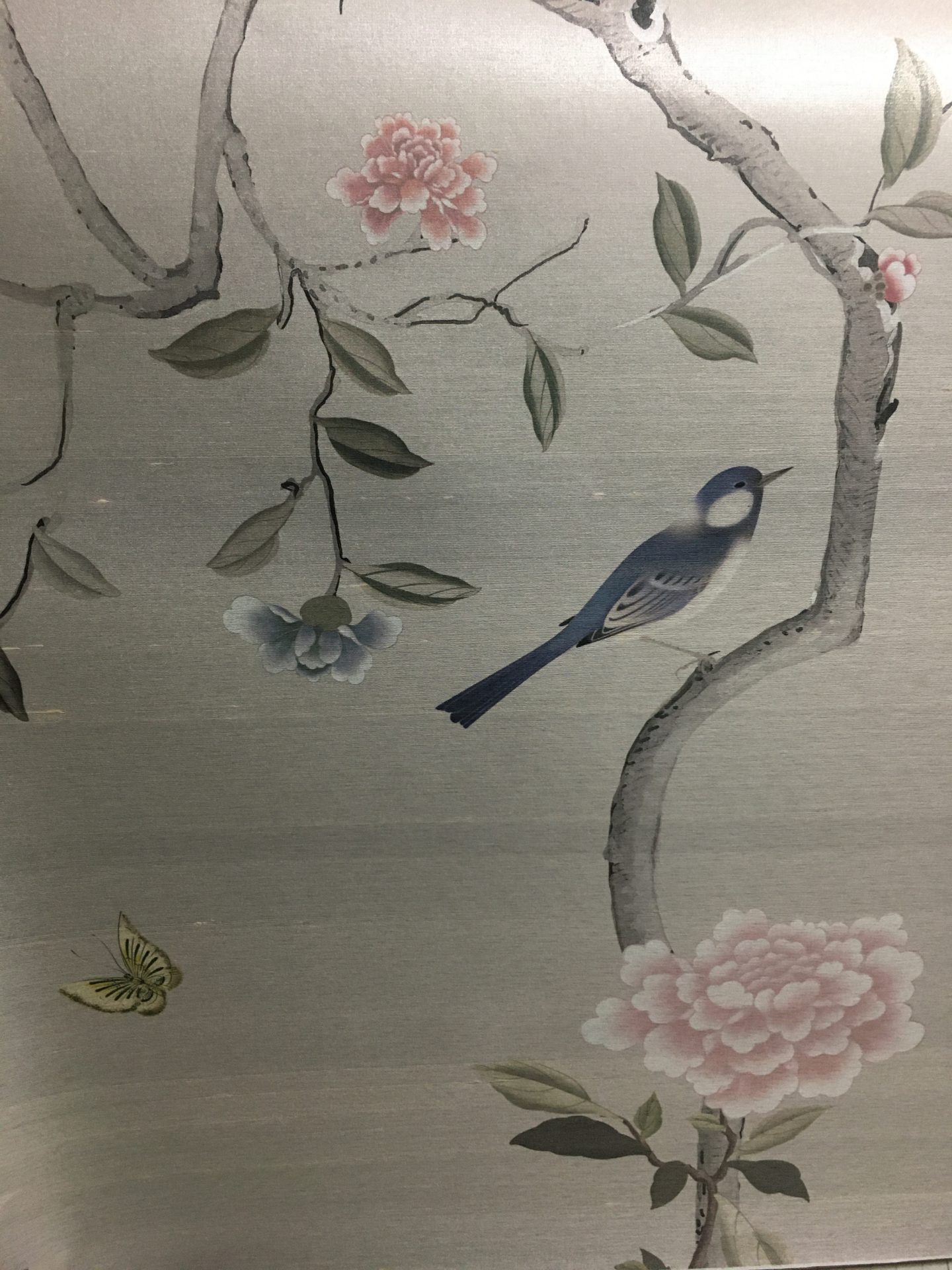 メイドインジャパン 京丹後で織られたシルク壁紙 リサブレア 神戸