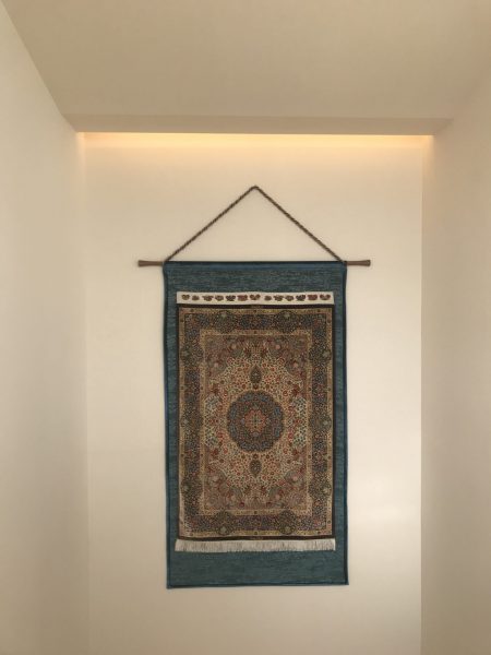 ペルシャ絨毯のタペストリー制作 | リサブレア｜神戸のインテリア